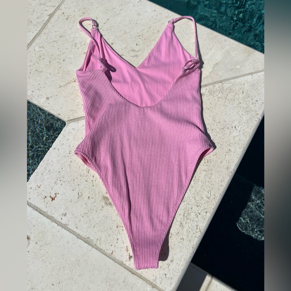 MIAMI V NECK ONE PIECE SWIMSUIT - BLUSHING PINK - Picture 3 of 6
